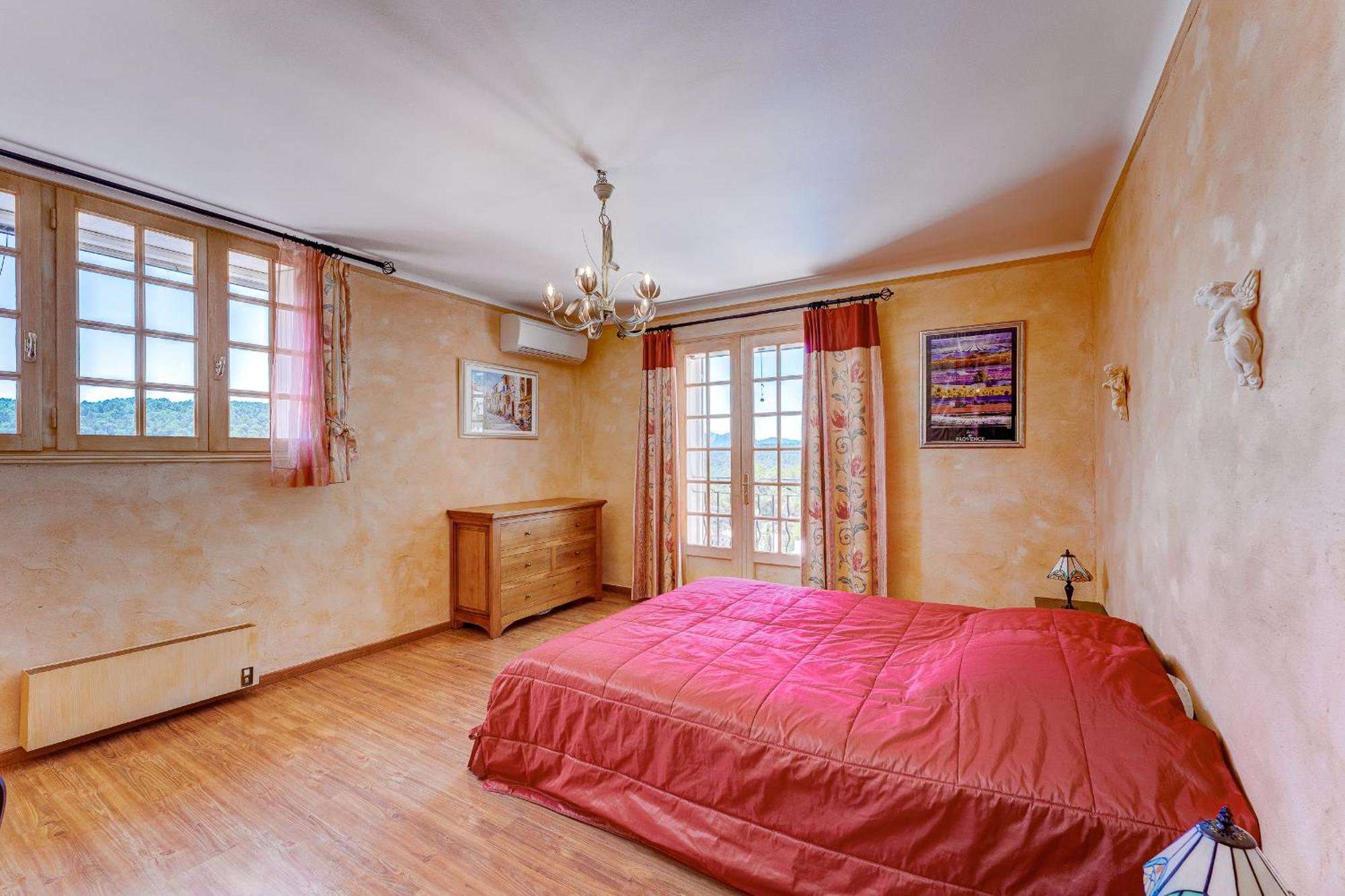 Villa Gilbert Vins-sur-Caramy Ngoại thất bức ảnh
